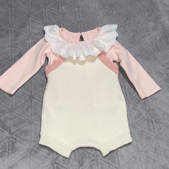 Romper and ruffled top set - Picture 1 of 7